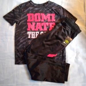 Boy's outfit pants brand new with tags. Size (10/12).